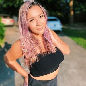 Meet your Posher, Nadia